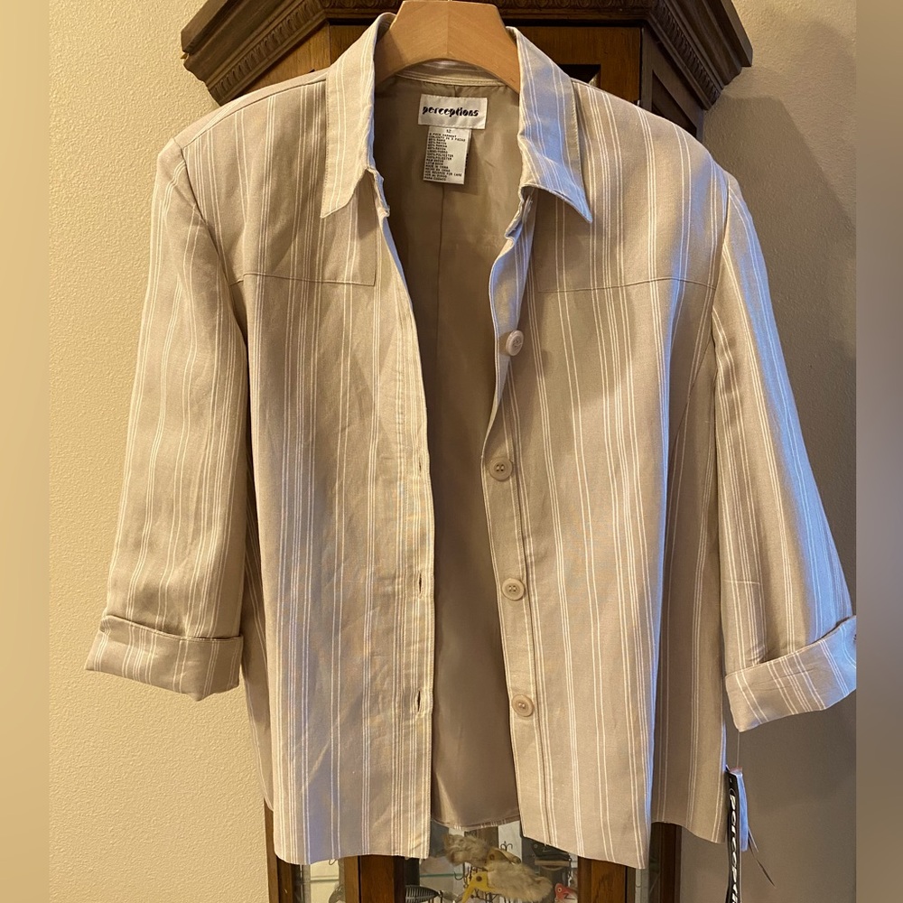 Perceptions 2 piece Garment - Picture 2 of 5